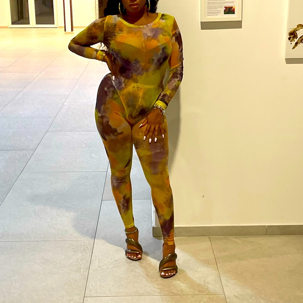 Bodysuit/pant set